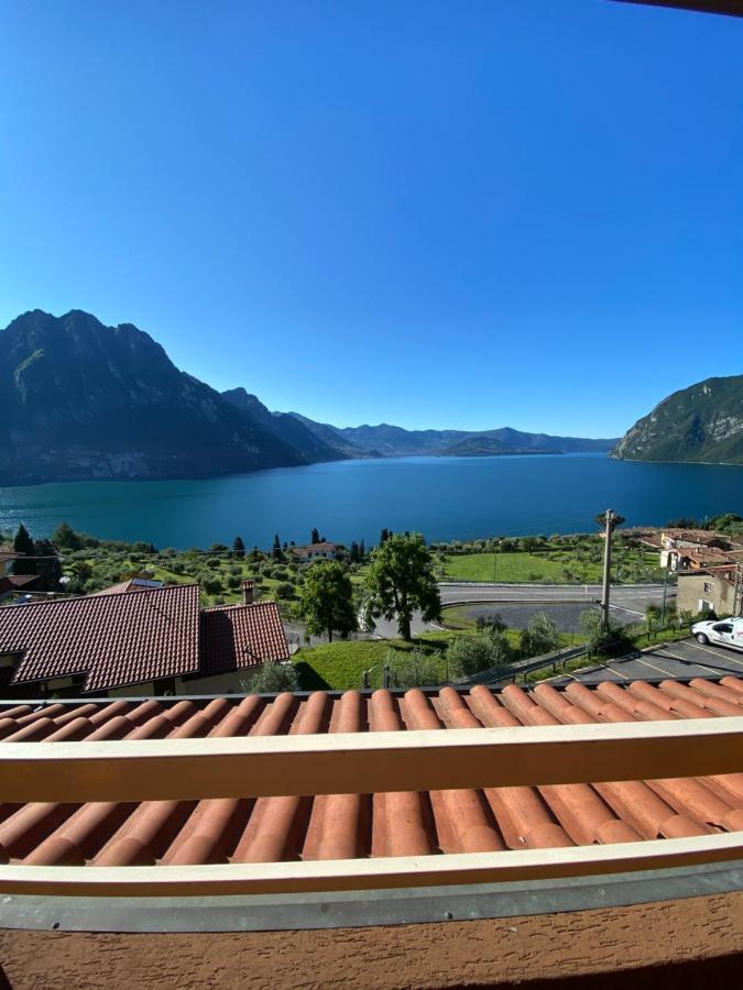 Happy Guest Apartments - Bella Vista Riva di Solto Εξωτερικό φωτογραφία
